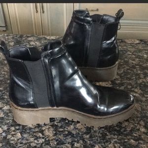 ZARA BASIC FAUX LEATHER ANKLE BOOTS SIZE 9